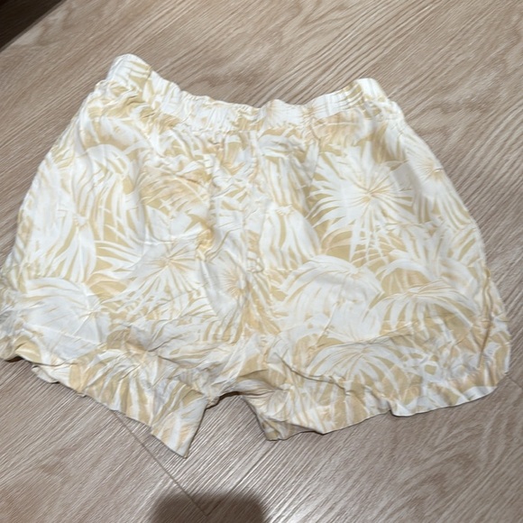 ANINE BING TROPICAL SHORTS SIZE MEDIUM - Picture 8 of 8